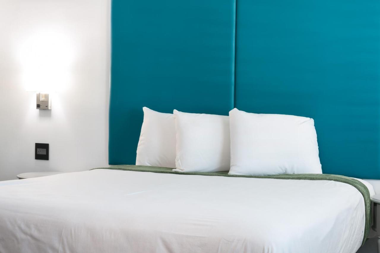 Tilbury Inn Глендейл Екстериор снимка