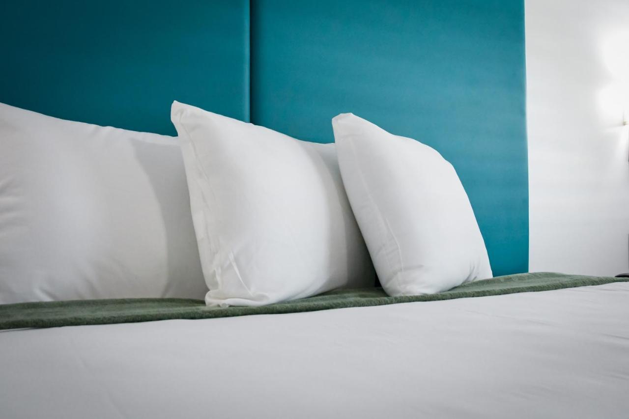 Tilbury Inn Глендейл Екстериор снимка